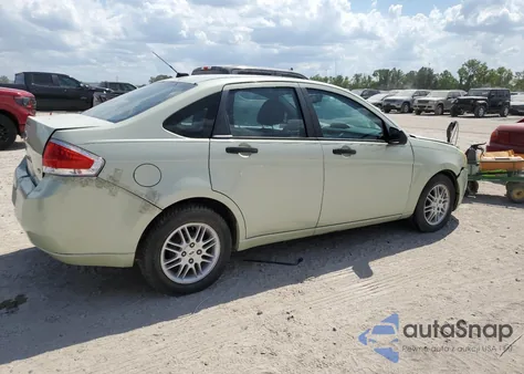 2010 Ford Focus Se z USA, uszkodzony, nr VIN 1FAHP3FNXAW117852